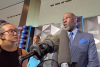 迈克尔·芬利：希望有机会带领独行侠走向未来 成为总冠军竞争者