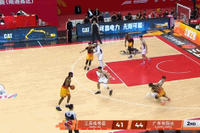 热得发烫！庞峥麟外线开火连中三分 率队强势回应