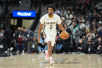 双锋来进攻！半场赫伯特·琼斯三分10中4拿12分2助 贝11分2板2助