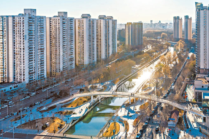 　　北小河流经东湖、望京等地，两岸居民区密集。 朝阳区融媒体中心供图