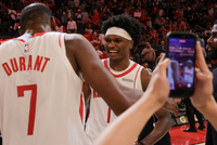 场均3前场板！阿门化身篮板狂魔 极大缓解了亚当斯伤后的内线压力