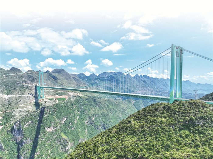 贵州花江峡谷大桥。新华社记者 欧东衢 摄