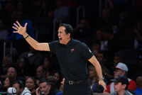 斯波谈5连败：我们正在经受考验 现在排名很混乱 就看谁更有韧性