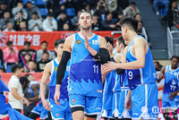 山东男篮官方：球队与外援斯蒂尔签约 球员将出战赛季剩余赛事