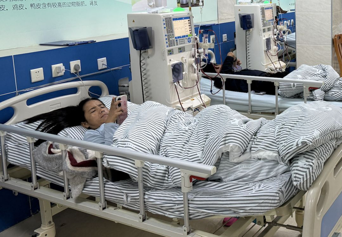 苏苏在透析