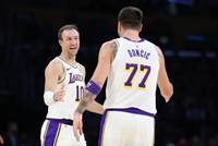 帕森斯：湖人为人诟病的防守&amp;投射问题都已解决 他们正变得完整