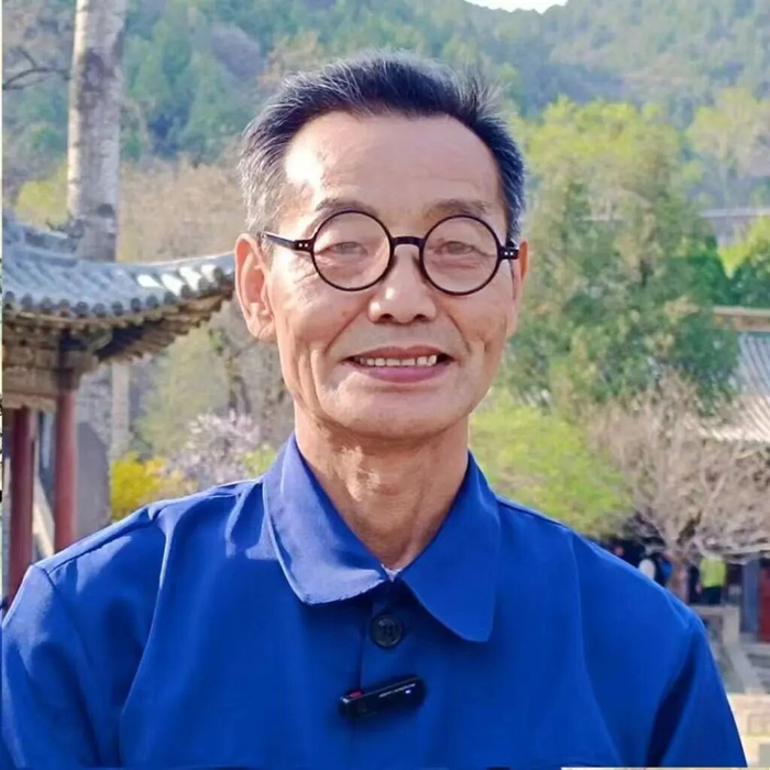 原山西省应县木塔修缮保护工程领导组成员王永先（网名斗拱爷爷）。