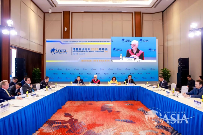 2026博鳌亚洲论坛|对话新西兰前总理希普利:我们是为AI与人类划界的“最后一代”_新浪新闻