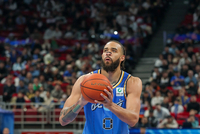 京媒：北京末节围绕斯佩尔曼的进攻非常成功 麦基融入得越来越好