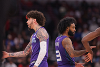 三分暴雨！黄蜂全队轰进26记三分平队史单场纪录 三球&怀特各6球