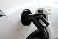 网传“新能源车充电涨价是因为用油发电”？真相来了