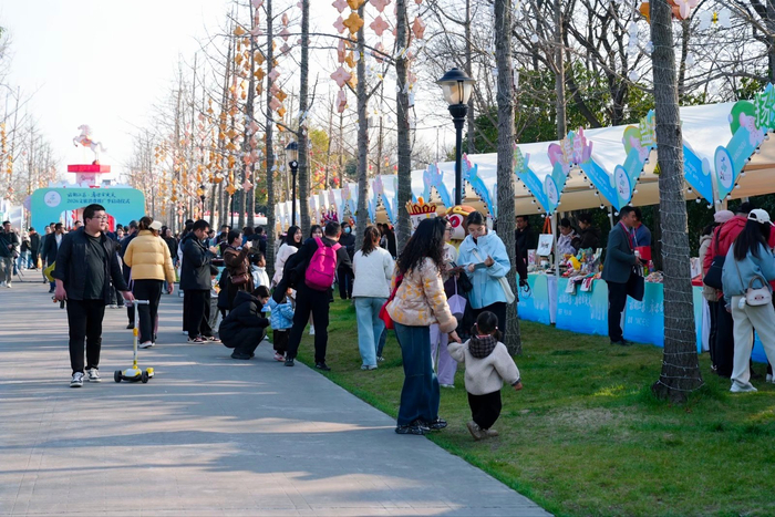 春日市集(央广网发 江苏省文旅厅供图)