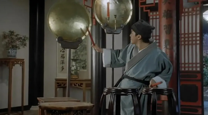 （《唐伯虎点秋香》影片截图）