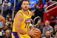 老哈达威：若有人能破100分那一定是卢卡 他状态来了1V2都随便打