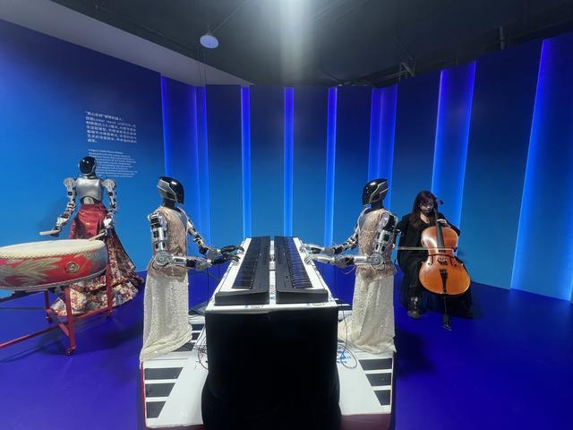 “灵心巧手”的人机协作乐队 每经记者 李少婷 摄