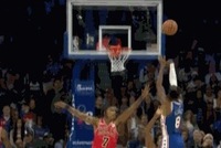 找到手感！乔治末节上来连取10分 下半场已经9中8砍20分