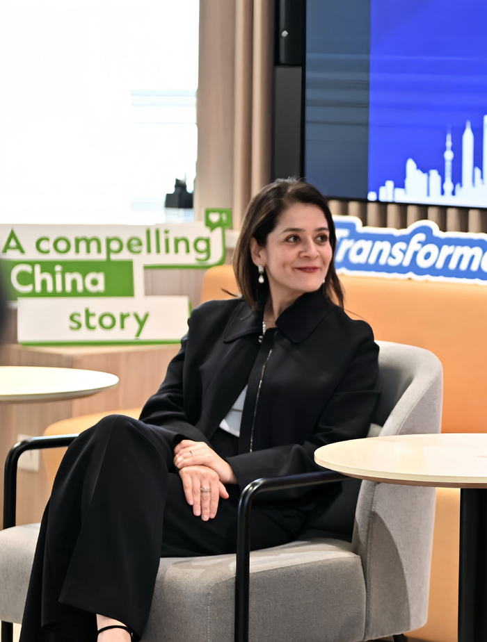 图为谭陆洁在上海参与员工活动（受访者供图）