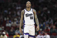 36岁232天！德罗赞成单场30+10助攻且0失误历史最老的球员