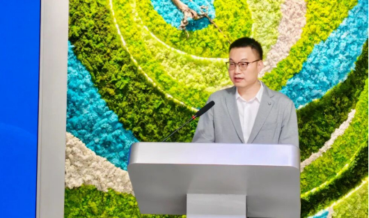 图：GF60秘书长厦门海峡可持续产业联合会会长廖双辉