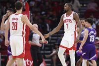 比尔·西蒙斯：火箭球员肢体语言糟透了 看起来完全不像一个整体