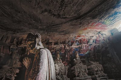 ▲光影漫入圆觉洞。