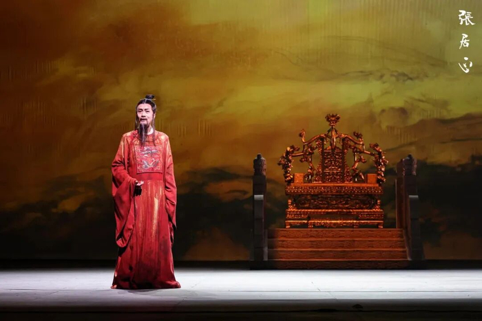 《张居正》演出剧照。图源：北京人民艺术剧院