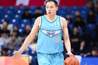 念旧？王奕博战旧主21分钟3中1拿2分有4失误4犯规 正负值-14最低