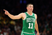 鸭王无敌！普理查德三节23分钟18中12砍32分 三分9中6