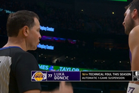 极限一换一！东契奇&扎威双方技犯 东契奇将损失27万美元！