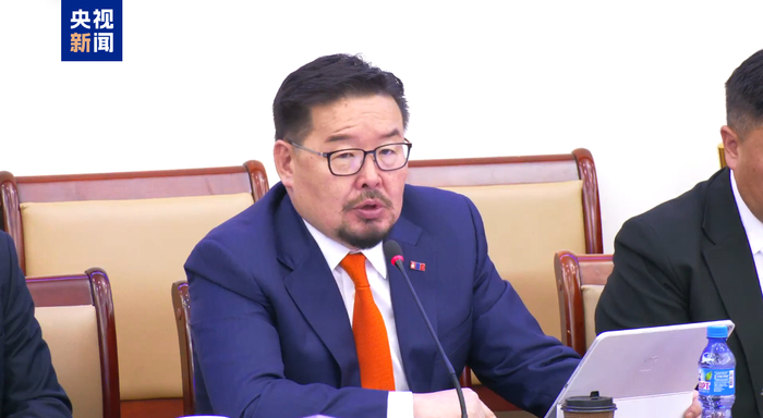 蒙古国国家大呼拉尔批准总理辞职_乐游天下