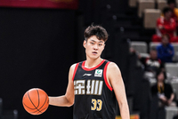 高效全能！王浩然14中9&4记三分拿下23分5板4助1断1帽