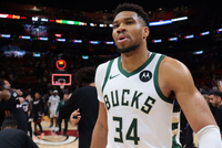 字母想复出！哈队：他到底在搞啥 雄鹿和他好聚好散没啥大不了的