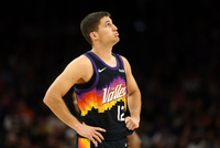 外线哑火！吉莱斯皮三分8中0一分未得 有3篮板7助攻