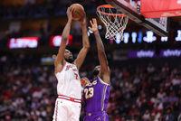 帕金斯：KD在球迷中的待遇比詹库差远了 得分超乔丹网上一片死寂