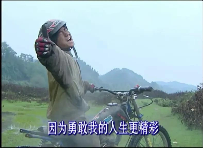 早年间，张雪在镜头前喊出人生名言