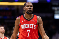 杜兰特生涯面对尼克斯21胜5负&胜率80.8% 场均29.5分7.2板5.7助