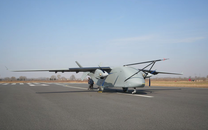 长鹰-8运投无人机。