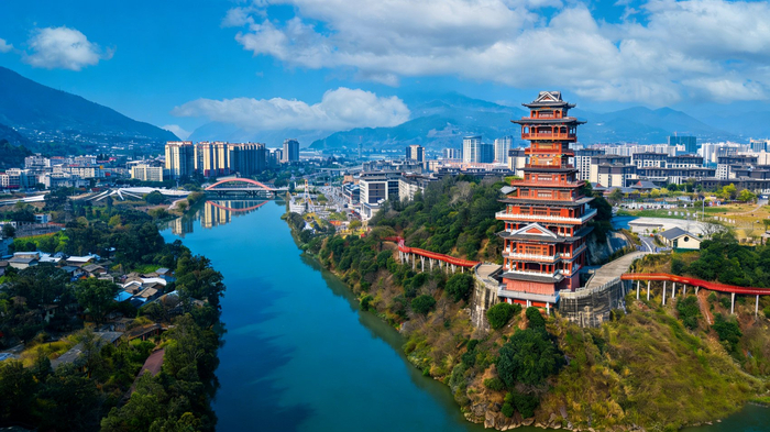 位于安宁河畔的德昌凤凰阁。德昌县融媒体中心供图