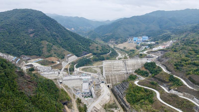 建设中的泉州白濑水利枢纽工程。