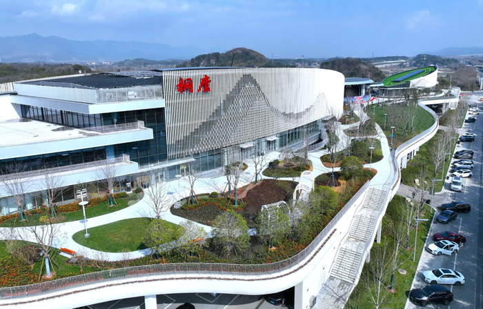 浙江杭千高速桐庐服务区（央广网发 杭千高速公司供图）