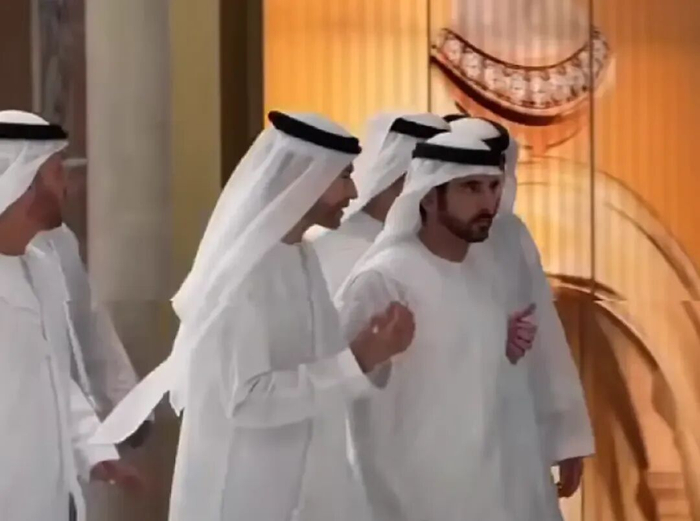 冲突发生以后，酋长们出现在公众视野。来源：Gulf News