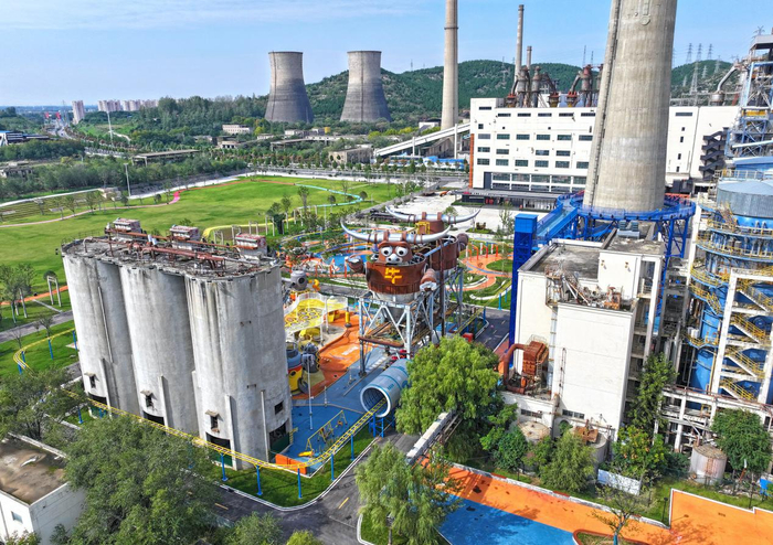 夔牛天街。黄鹤鸣摄