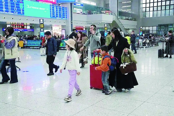     重庆北站候车大厅