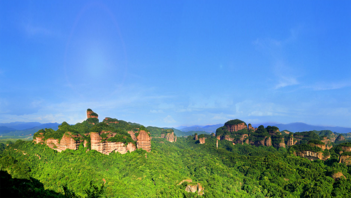 韶关丹霞山 资料图