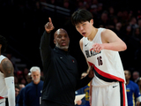 队记：即便比卢普斯被判无罪他也回不了NBA 他若认罪合同自然作废