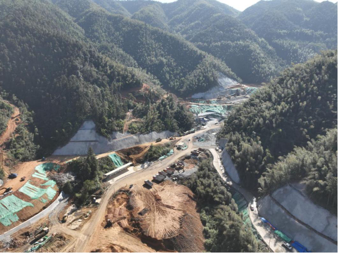 ▲建设中的湖南攸县广寒坪抽水蓄能电站 摄影：孙恺