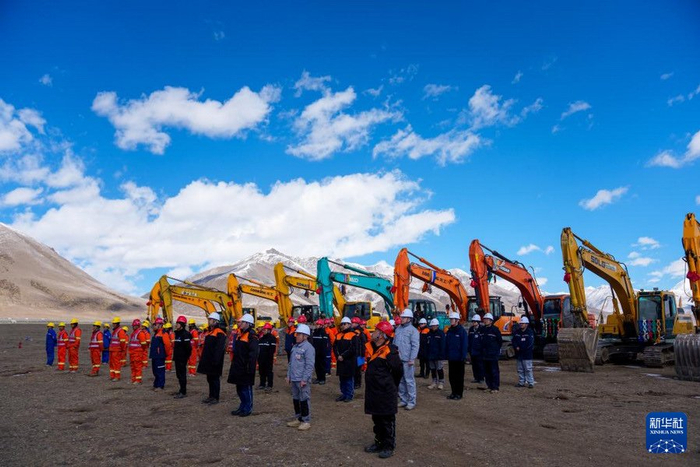 这是中广核西藏当雄乌玛塘50兆瓦光热电站破土动工现场（4月6日摄）。新华社记者 丁增尼达 摄