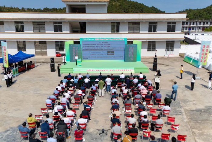 △2025年肇庆市春耕生产暨无人智慧农场建设现场会。肇庆发布廖文奕 摄
