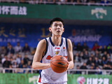 你还真别说！解说：王洪泽劲头似曾相识 一查发现他是施连志老乡