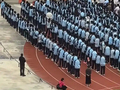 学生乱丢垃圾被大屏示众？引质疑！